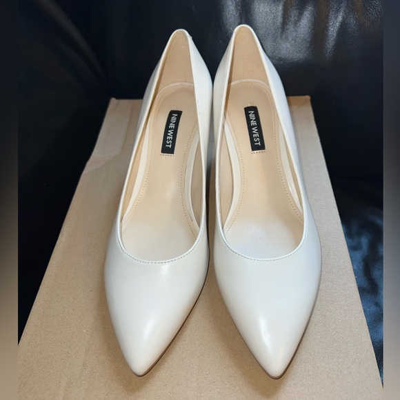 Nine West Shoes - Nine West Pointed Kitten Heels Cream - Size US 6 Women